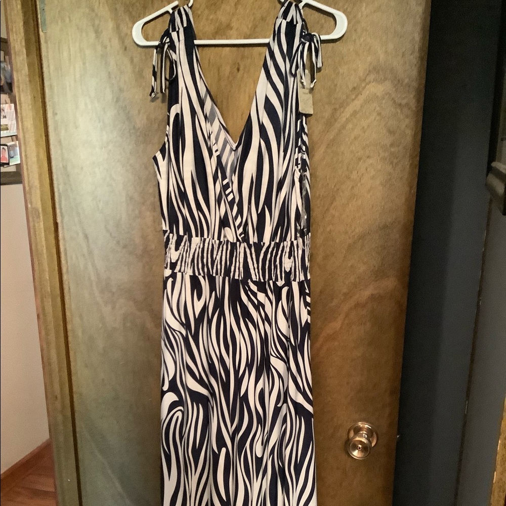 Studio West navy and white dress - long. Size 3x.